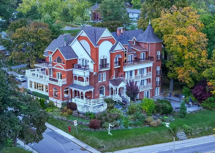 Niagara Grandview Boutique Hotel