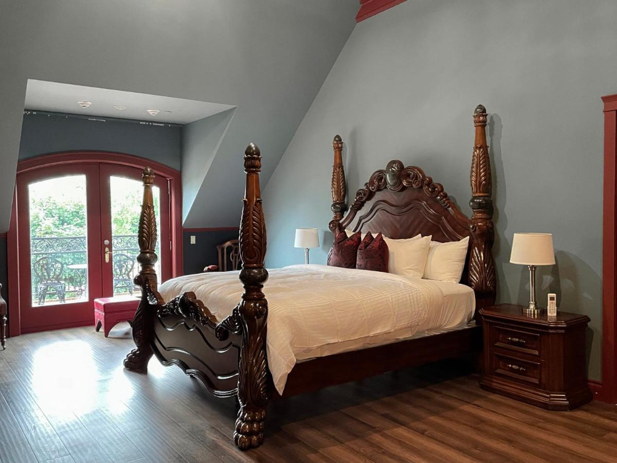 Grandview Boutique Bed & Breakfast 4*