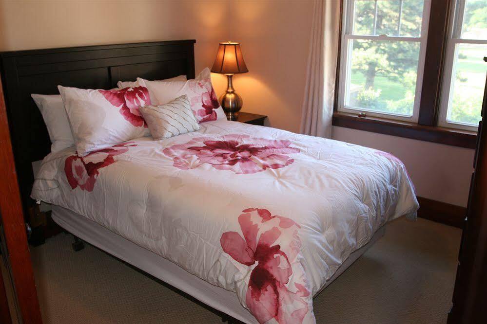 Grandview Boutique Bed & Breakfast Niagara Falls